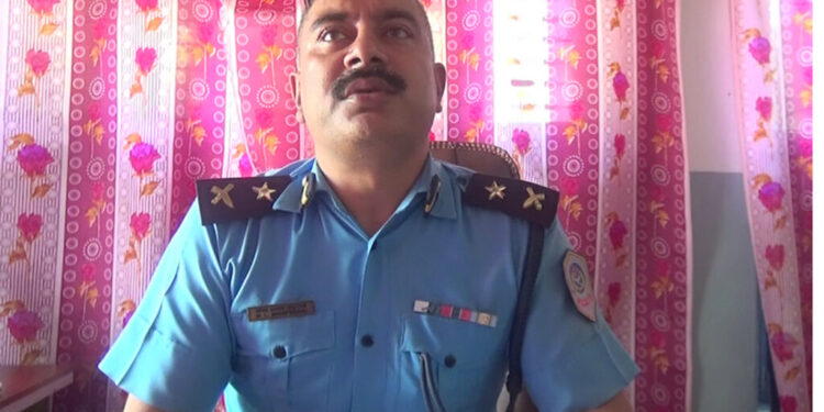 महिलामाथि दुर्व्यवहार गरेको आरोप लागेका हुम्लाका डीएसपी भट्टराई अनुसन्धानका लागि प्रदेश तानिए