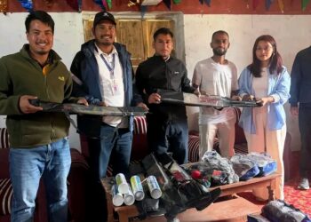 महावैका विद्यालयलाई खेलकुद सामग्री हस्तान्तरण, खेल प्रतिभा विकासमा टेवा