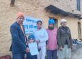 तीन किस्ता मात्रै तिरेका खड्काको परिवारलाई हिमालयन लाइफद्वारा ५ लाख ६० हजार मृत्युदावी भुक्तानी