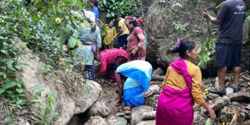 प्रगतिशील स्वास्थ्य आमा समूहद्वारा खानेपानीको मुहान तथा ट्याङ्की सरसफाइ अभियान सम्पन्न