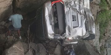 भेरीगंगामा ईभी गाडी दुर्घटना, पाँच जना घाइते